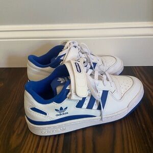 Adidas Velcro Sneakers